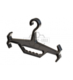 FMA Heavyweight Hanger Black